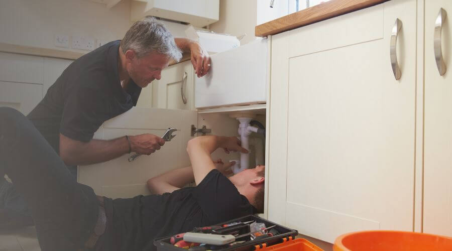 Professional burst pipe repair services in Benavides, TX